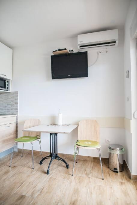 Apartment Tomislav Pakostane